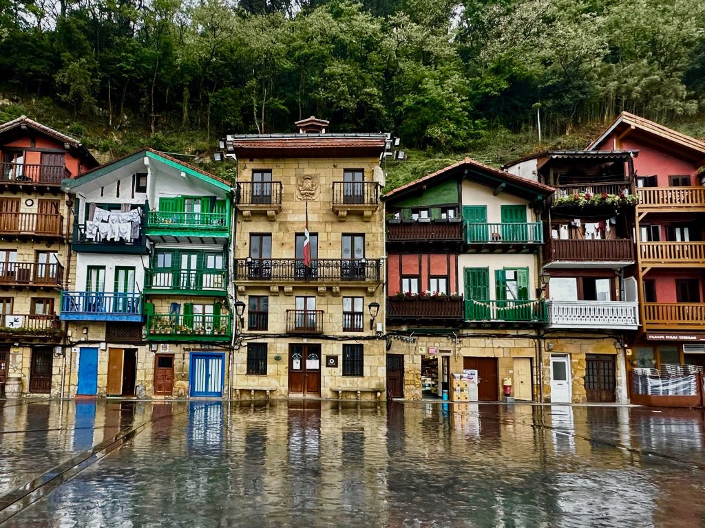 6.--REFLEJO-PLAZA-SANTIAGO-