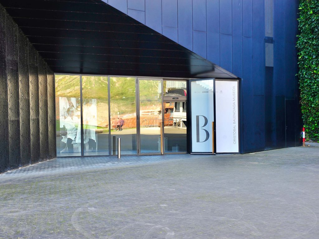 Entrada-museo-Balenciaga-2